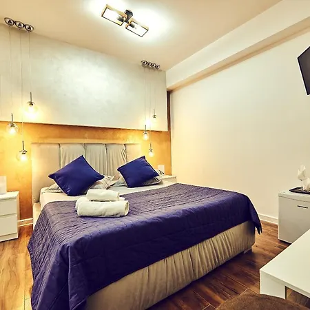 Andy Concept Daire Bükreş